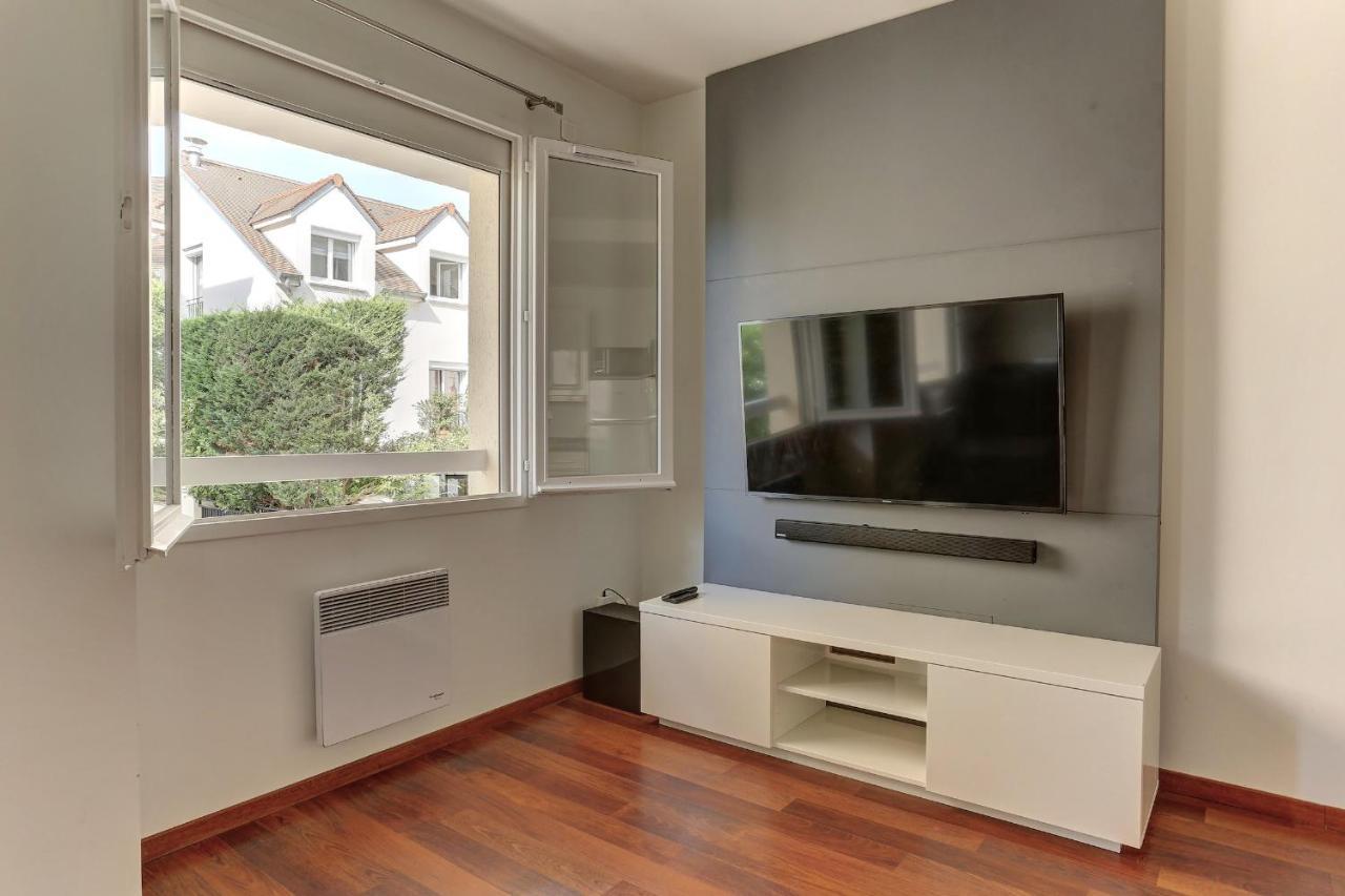 L'Athos - Appartement Equipe - Entre Paris Et Versailles - Haut Debit Garches 외부 사진