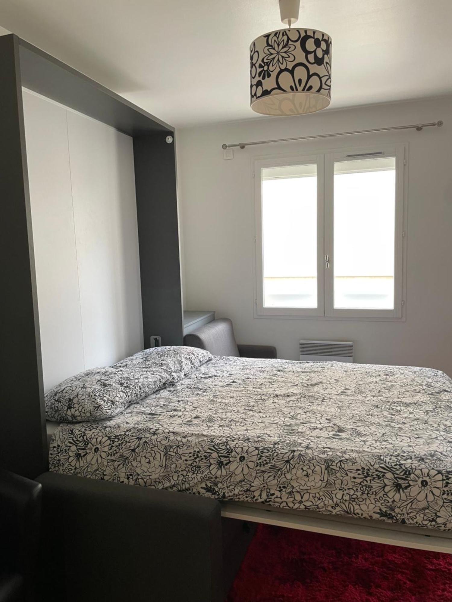 L'Athos - Appartement Equipe - Entre Paris Et Versailles - Haut Debit Garches 외부 사진